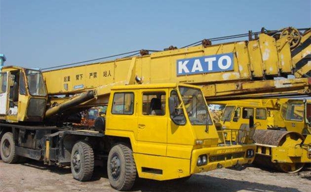 進口吊車清關如何操作,機械設備清關流程 進口吊車清關