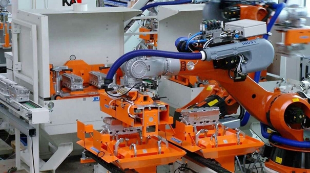 廣州進(jìn)口二手機(jī)械報(bào)關(guān)到國(guó)內(nèi)的流程手續(xù) 二手機(jī)械進(jìn)口清關(guān)_副本.jpg