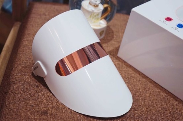 1627987376355018.jpg 光譜美容面罩進口報關上海公司