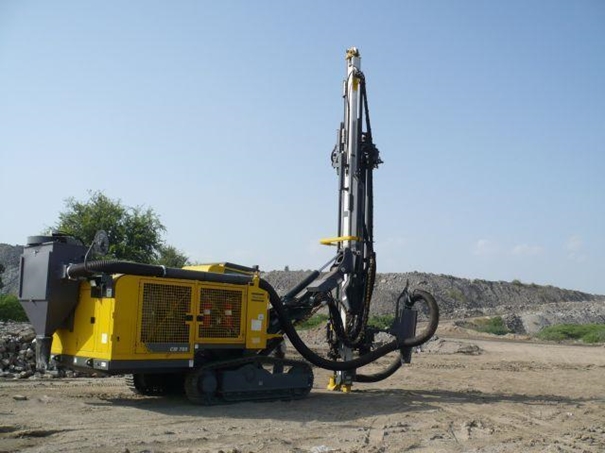 1629690142248231.jpg 進口二手鉆探機清關_副本.jpg