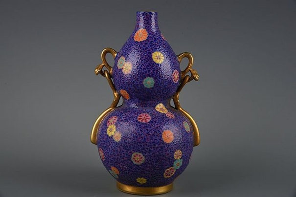 1630060274858043.jpg 上海進(jìn)口古董瓷器清關(guān)_副本.jpg