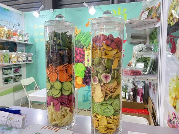 1637923554670414.jpg 上海蔬果干進(jìn)口報關(guān)公司_副本.jpg