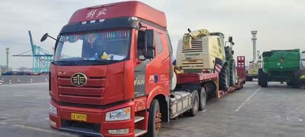 1641554846458667.jpg 收割機進口報關2-3天無憂順利完成,誰人不動心_副本.jpg