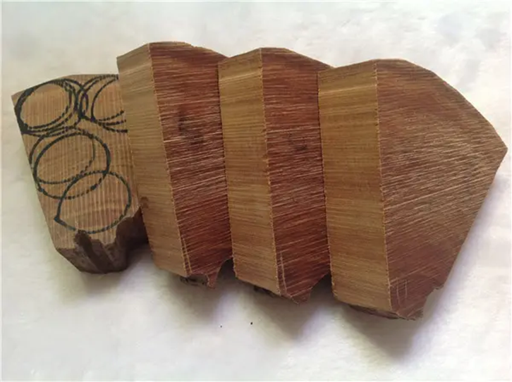 1656496578146436.png 檀香木報關清關公司_副本.png